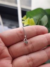 Load image into Gallery viewer, Pendant with a Single Solitaire Round White Diamond | Fête Jubilee VII
