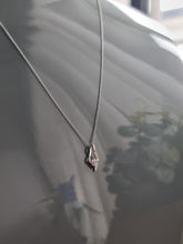 Load image into Gallery viewer, Pendant with a Single Solitaire Round White Diamond | Fête Jubilee VII
