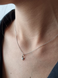 Pendant with a Single Solitaire Round White Diamond | Fête Jubilee VII