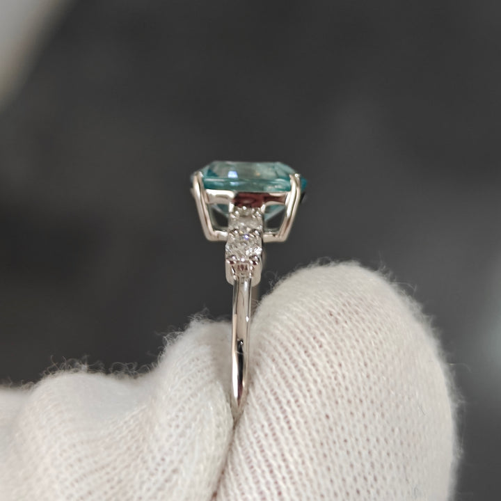 Light Blue Zircon and Diamond Ring in Platinum 950