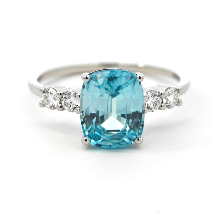 Light Blue Zircon and Diamond Ring in Platinum 950