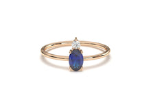 Load image into Gallery viewer, DIVINA Classic: Sonder V Ring - Divina Jewelry
